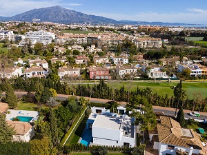 عقارات للبيع في اسبانيا في Costa Del Soly